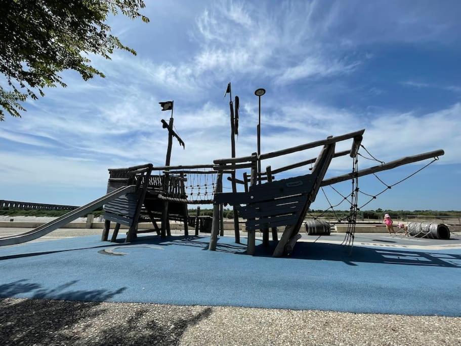 Tonnay-Charente Charentaise 6-8 Personnes Avec Piscineヴィラ エクステリア 写真